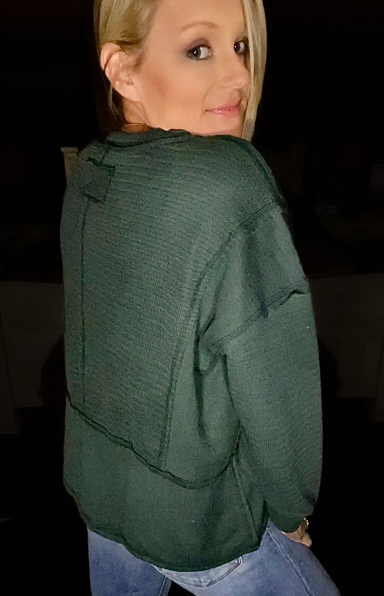 EXPOSED SEAM V NECK POCKET KNIT TOP - CountryFide Custom Accessories and Outdoors