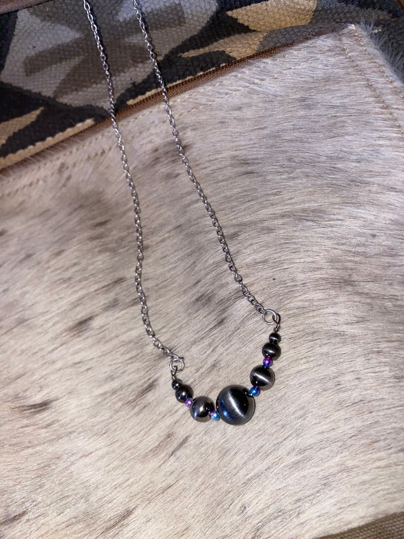 NAVAJO PEARL WITH MULTI COLOR BEADS BAR NECKLACE - CountryFide Custom Accessories and Outdoors