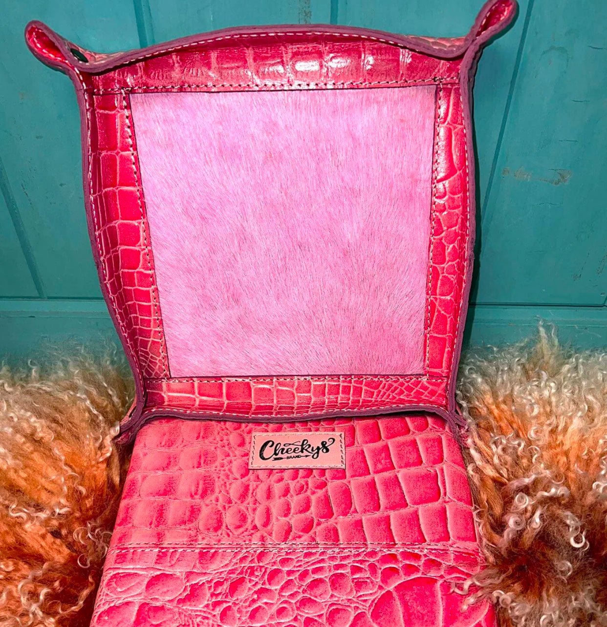 PROUD MARY PINK HOH CATCHALL TRAY - CountryFide Custom Accessories and Outdoors