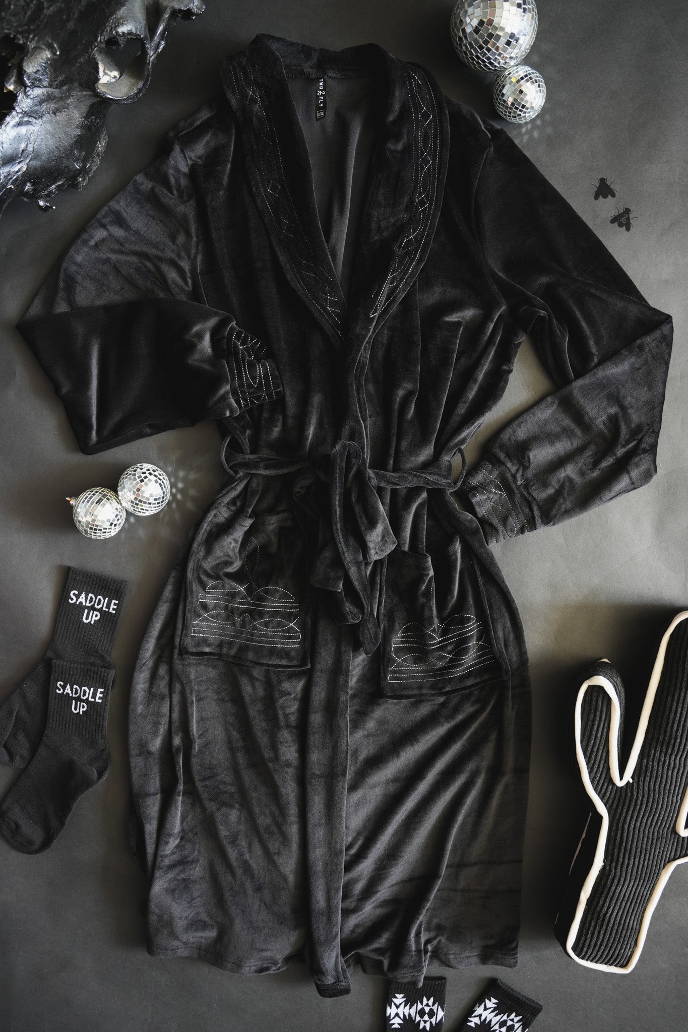 THE REAL RANCHWIFE - CountryFide Custom Accessories and Outdoors