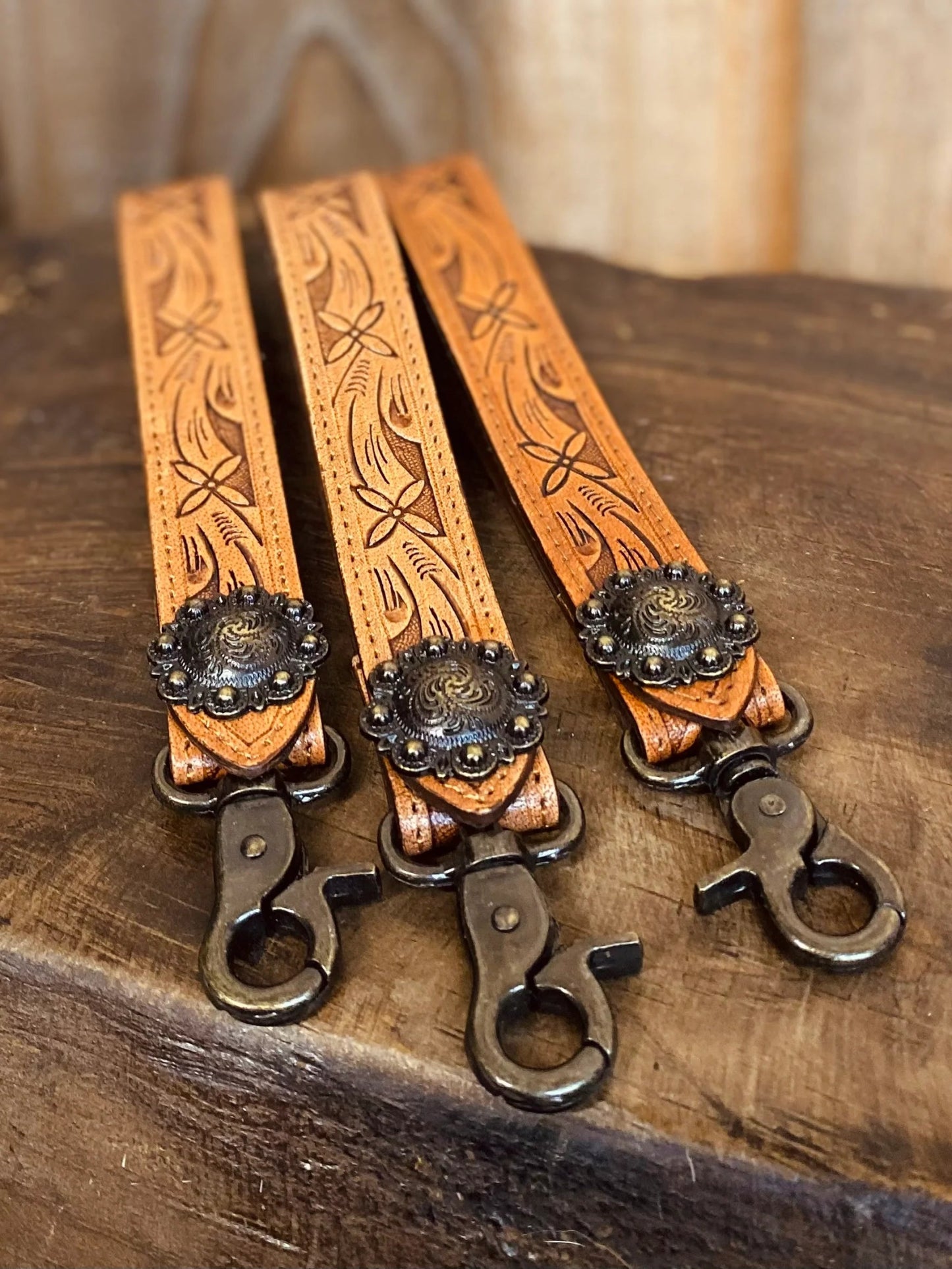 TOOLED LEATHER WRISTLET KEYCHAIN - CountryFide Custom Accessories and Outdoors
