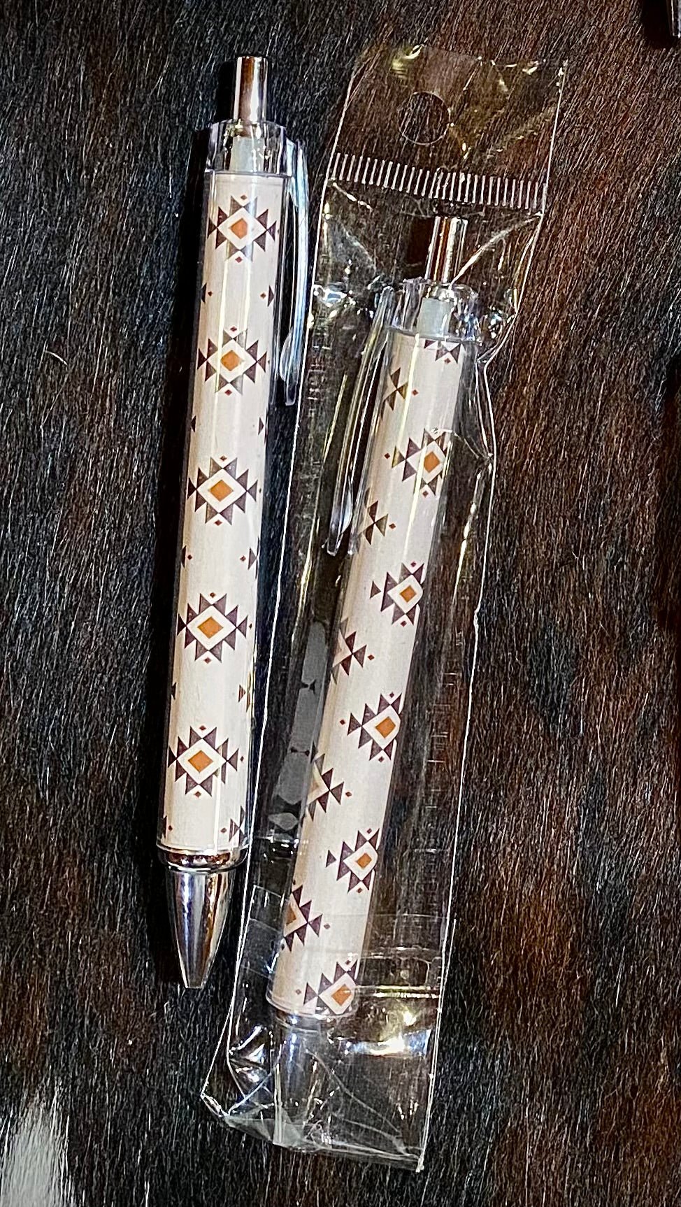 WESTERN PENS #2 - CountryFide Custom Accessories and Outdoors
