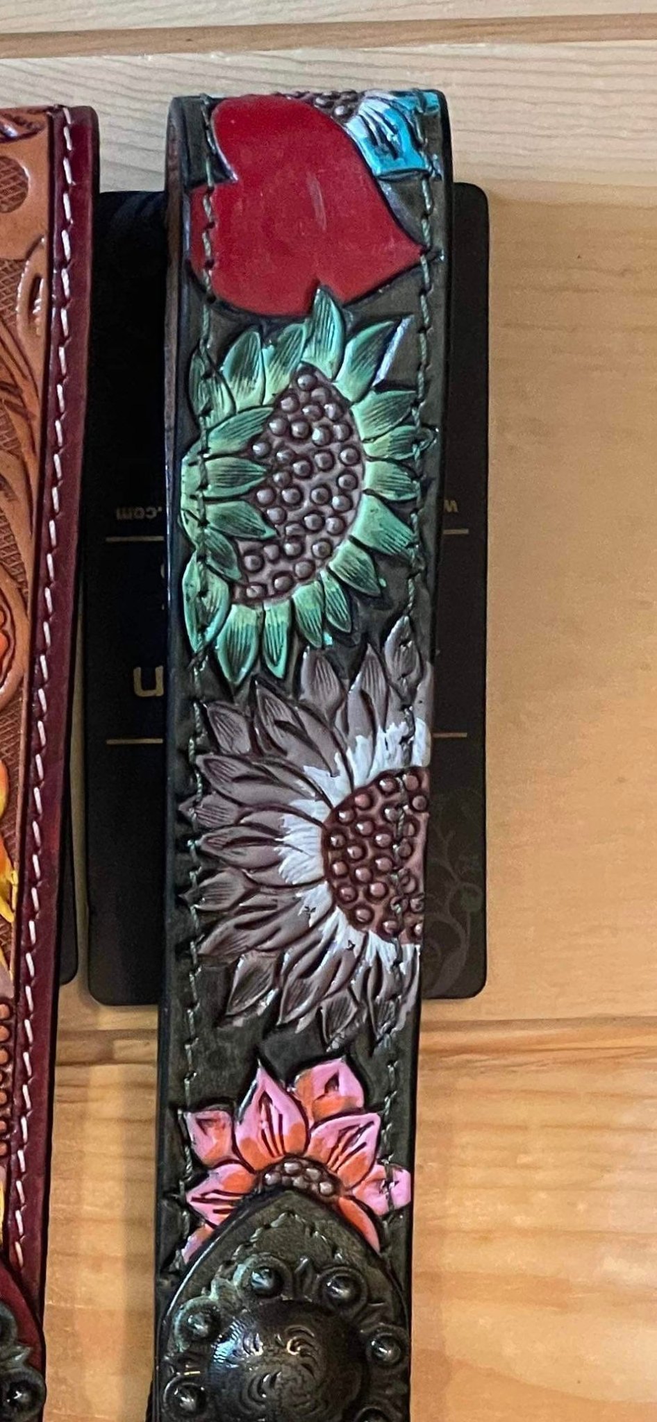 AMERICAN DARLING LEATHER KEYCHAIN - CountryFide Custom Accessories and Outdoors