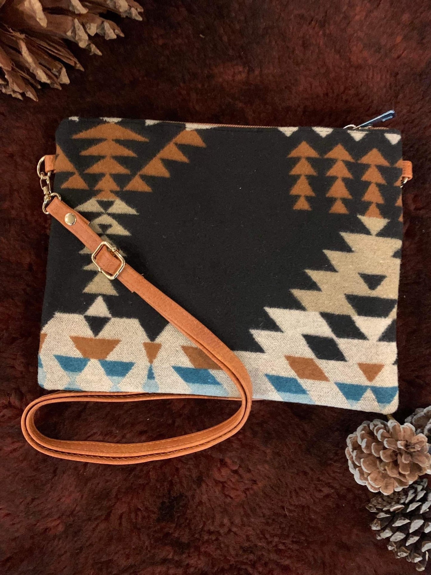 Aztec Crossbody/Clutch - CountryFide Custom Accessories and Outdoors