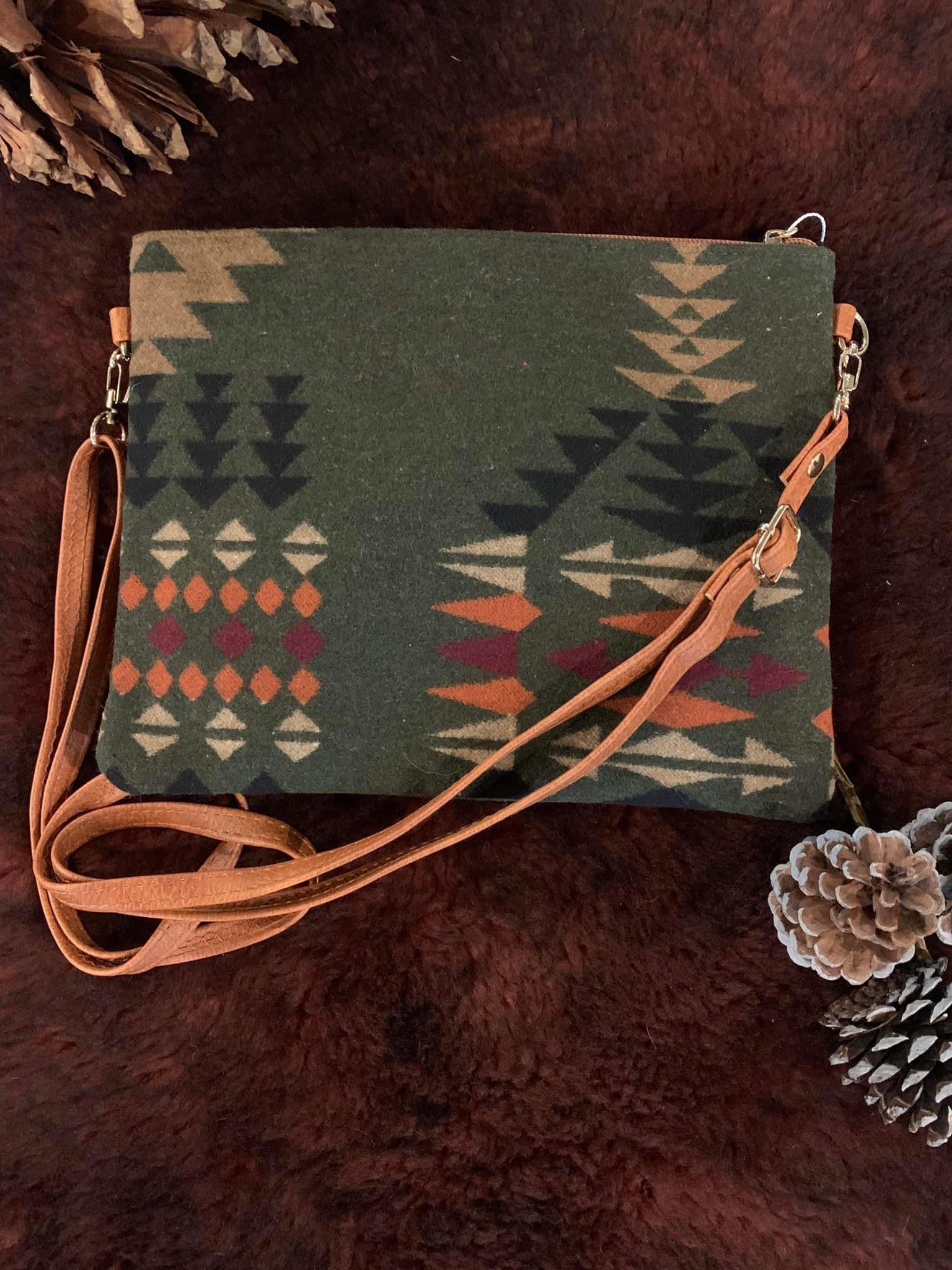 Aztec Crossbody/Clutch - CountryFide Custom Accessories and Outdoors