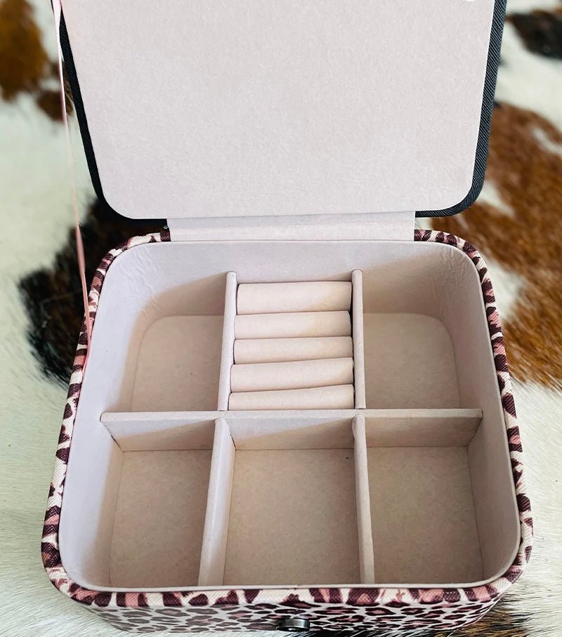 JAZZY JEWELRY BOX CHEROKEE - CountryFide Custom Accessories and Outdoors