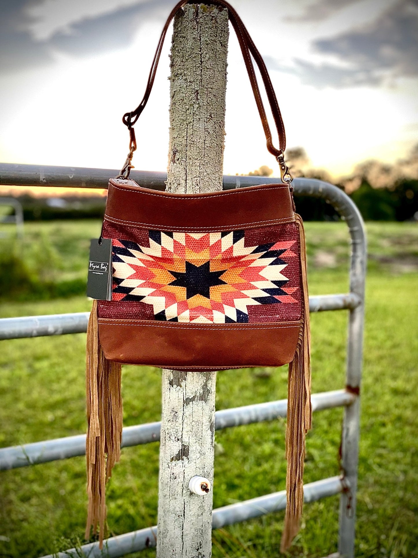 SEDONA STAR FRINGED SHOULDER BAG - CountryFide Custom Accessories and Outdoors