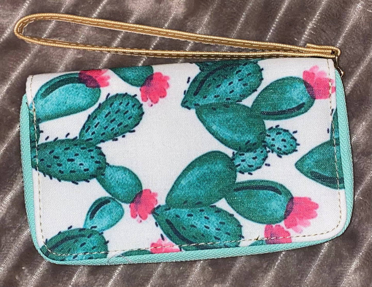 Wristlet Phone Wallet - CountryFide Custom Accessories and Outdoors