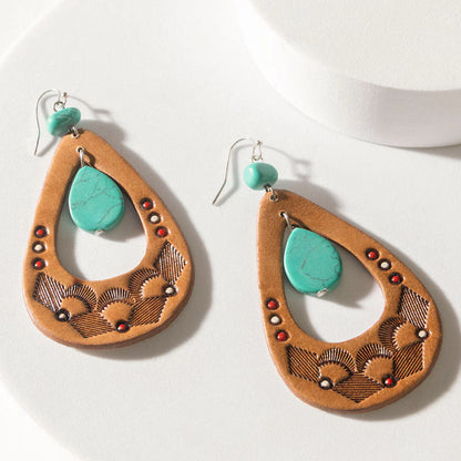 Horizon Howl Earrings In Canyon Clay