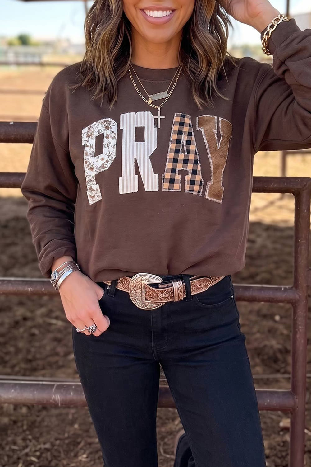 PRAY APPLIQUE LIGHTWEIGHT SWEATSHIRT