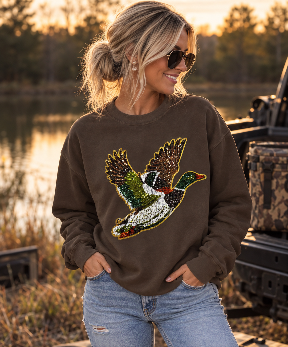 MALLARD SEQUIN PATCH CREWNECK SWEATSHIRT