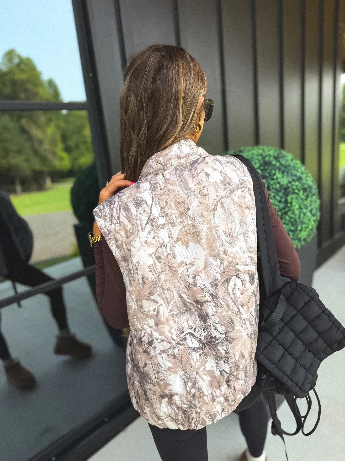 BIRDIE Dark Camo Puffer Vest
