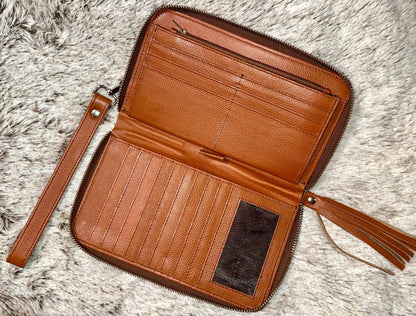 COWHIDE ZIP WRISTLET WALLET - CountryFide Custom Accessories and Outdoors