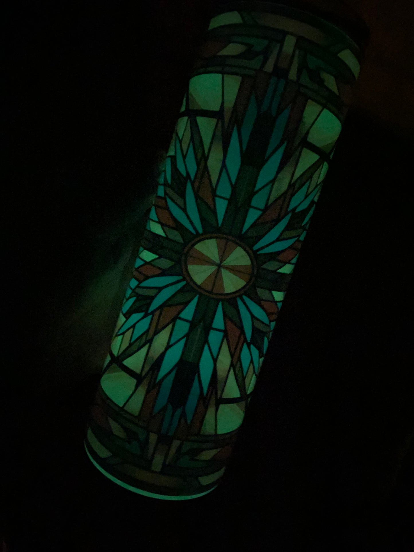 STAINED GLASS GLOW TUMBLER - CountryFide Custom Accessories and Outdoors