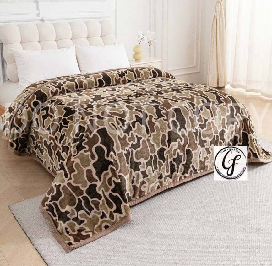 Montgomery Camo Super Plush Blanket - **PREORDER** - CountryFide Custom Accessories and Outdoors