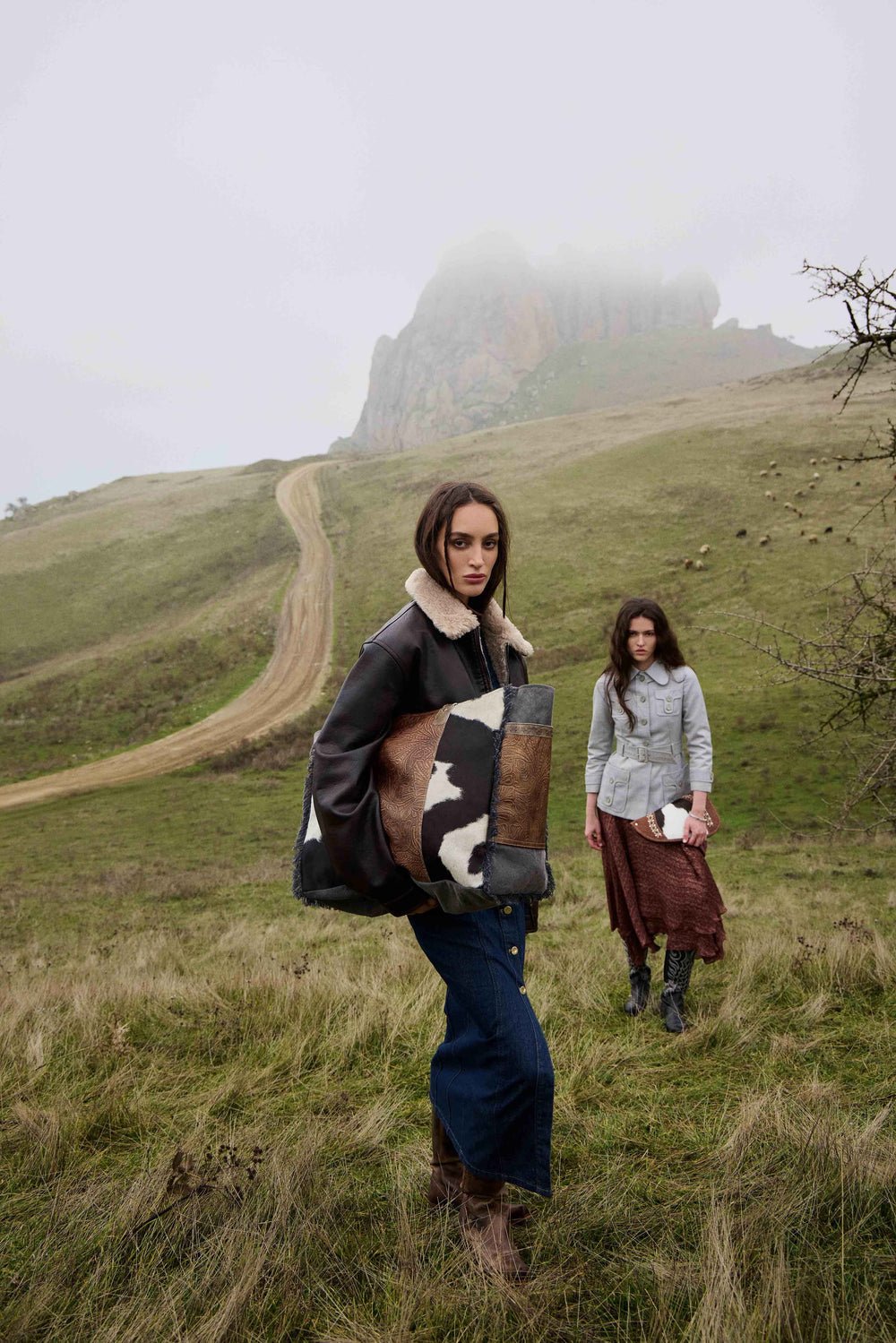 Myra Canyon Ridge Weekender Bag In Rustic Tan - CountryFide Custom Accessories and Outdoors