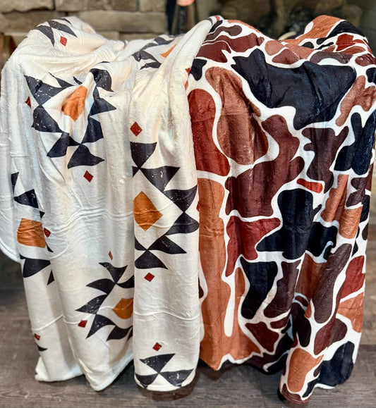 SOFT COZY FLEECE BLANKETS - CountryFide Custom Accessories and Outdoors