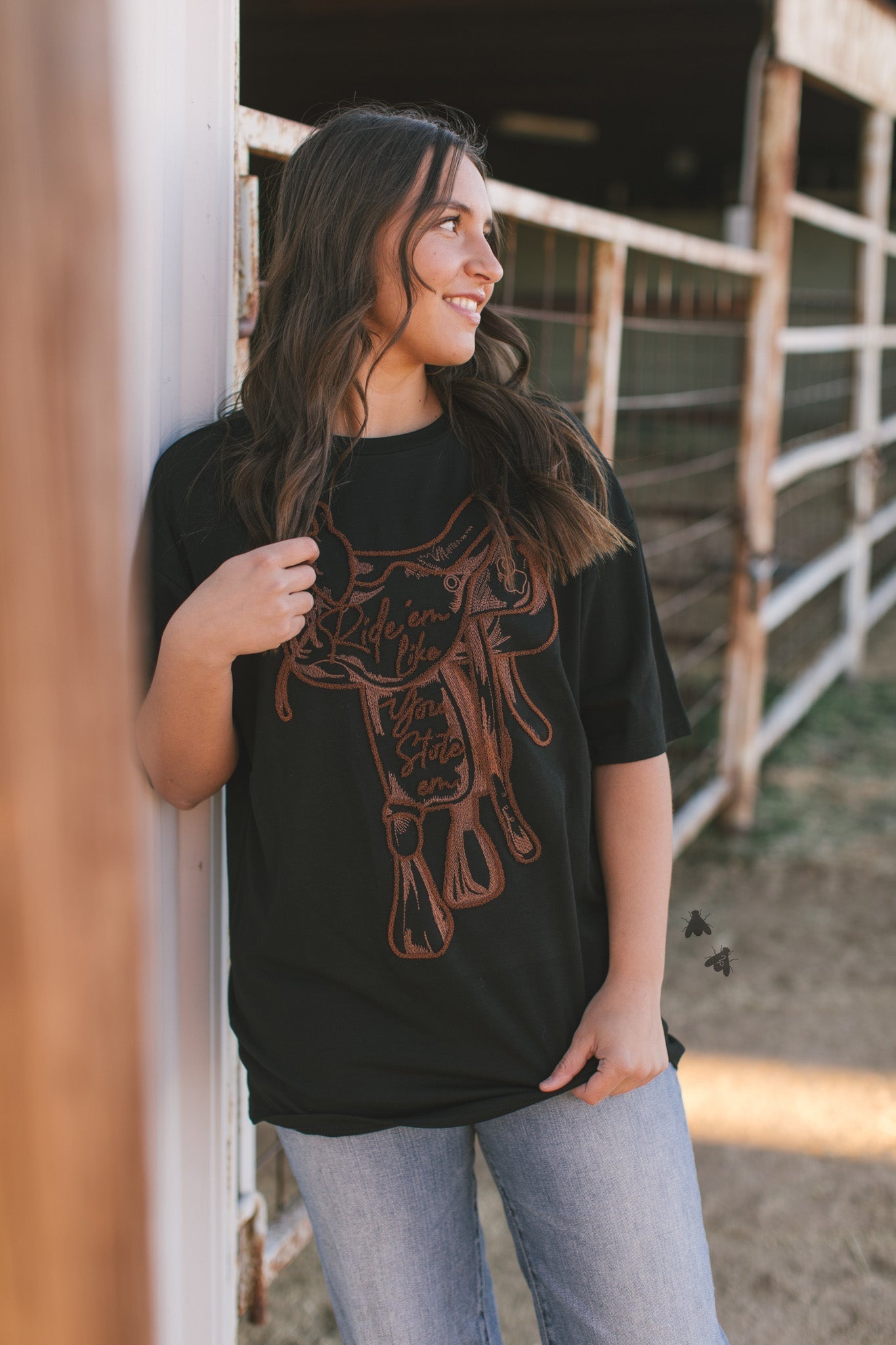 STOLEN SADDLE TEE - CountryFide Custom Accessories and Outdoors