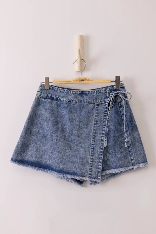 VERY JEAN Washed Denim Skort - CountryFide Custom Accessories and Outdoors