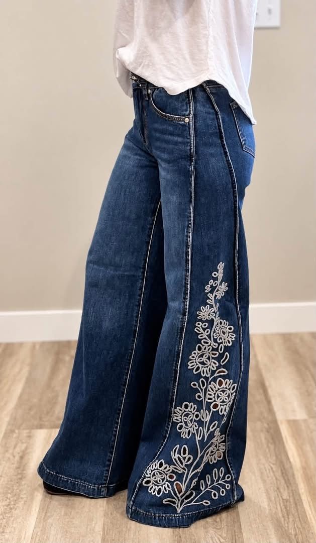 Wildflower Way Jeans By Saige - CountryFide Custom Accessories and Outdoors