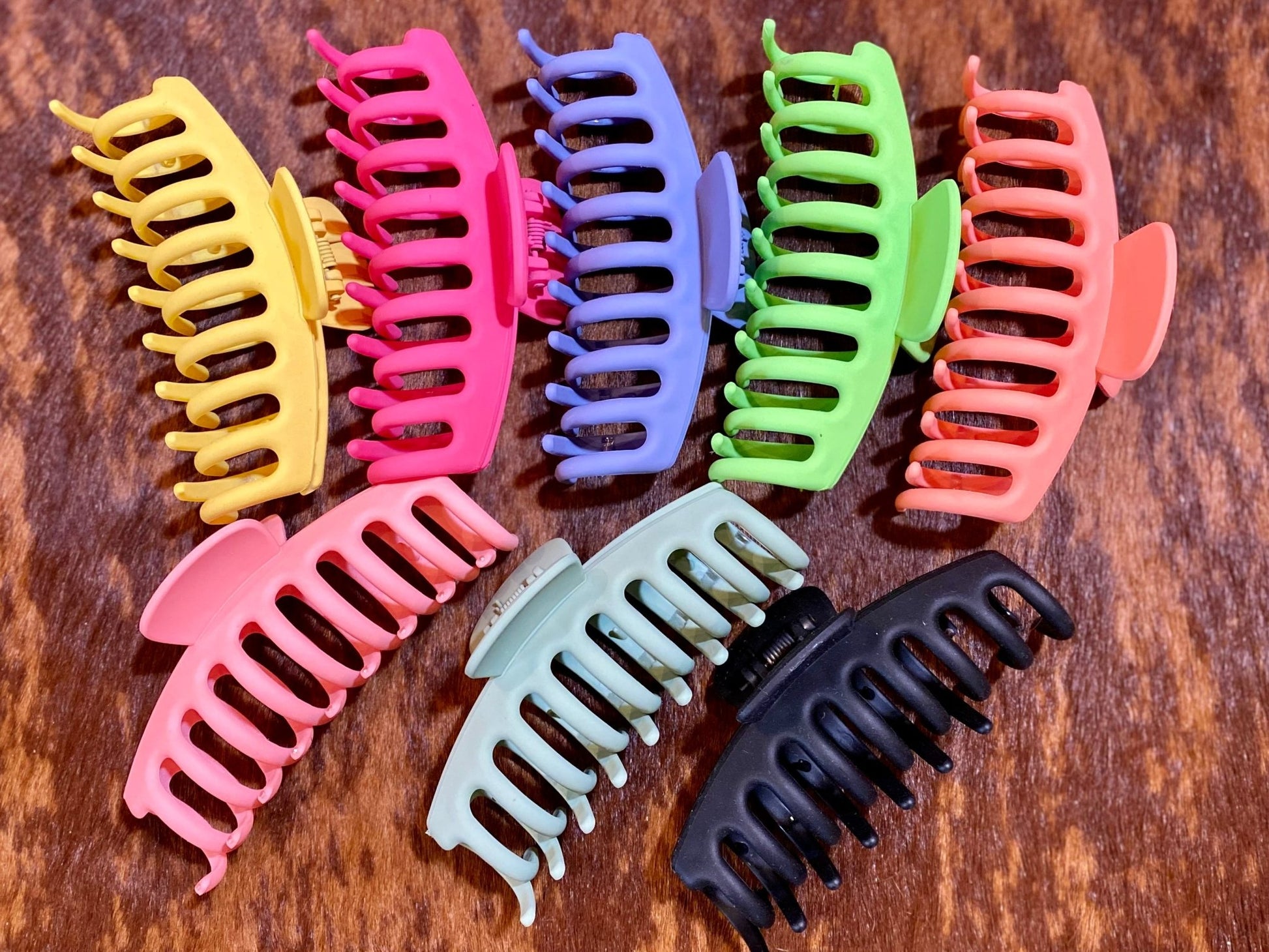 Jumbo Hair Claw Clips - CountryFide Custom Accessories and Outdoors