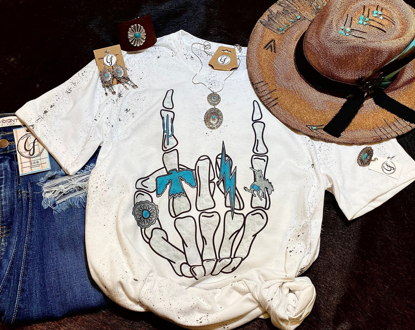 TURQUOISE JUNKIE TEE - CountryFide Custom Accessories and Outdoors